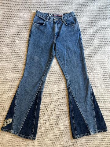 Bell Bottom Dual Tone JINCO Jeans (24)