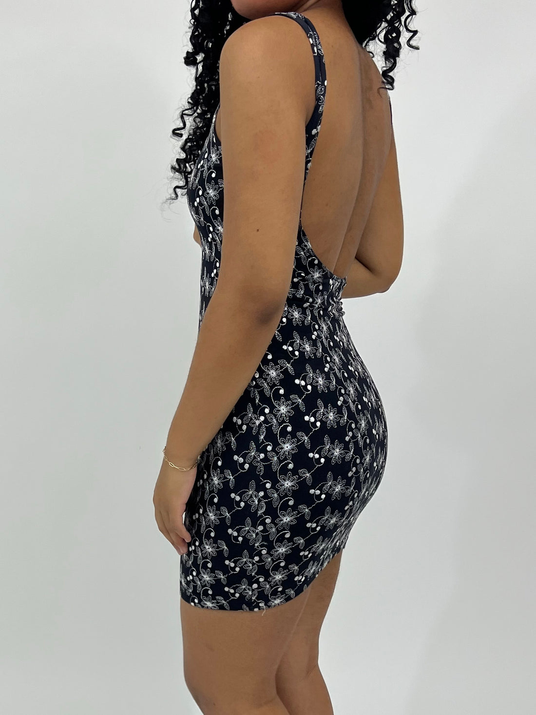 Floral Embroidered Backless Mini Dress (XS)
